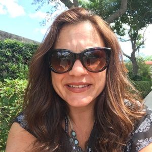 Meet your Posher, Suzie